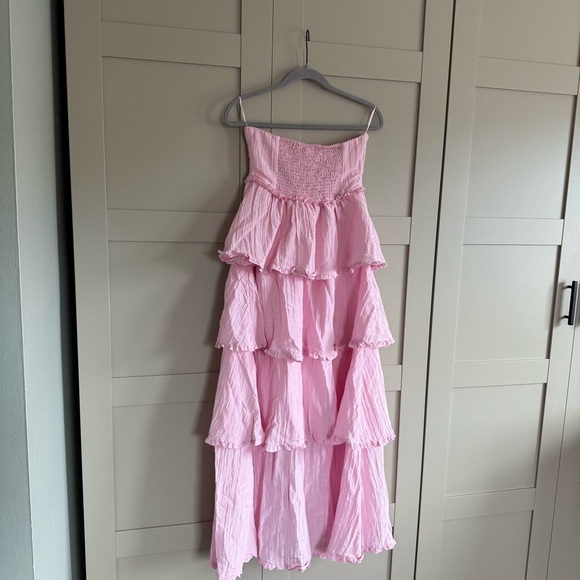 Vici Pink Tiered Dress - Picture 6 of 8